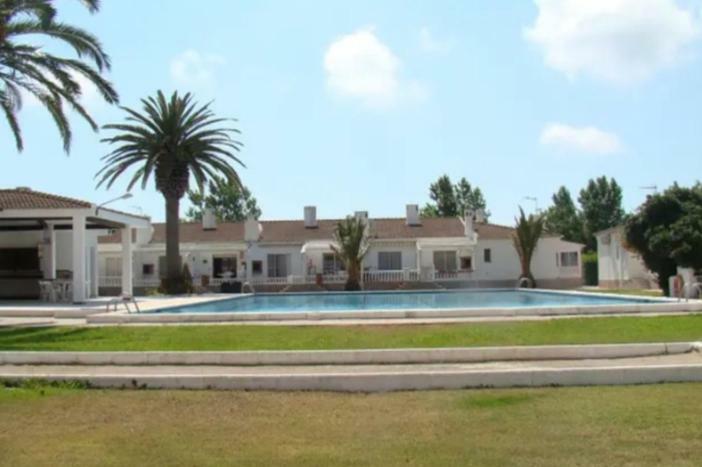 Apartament Virginia Deltebre Exterior photo